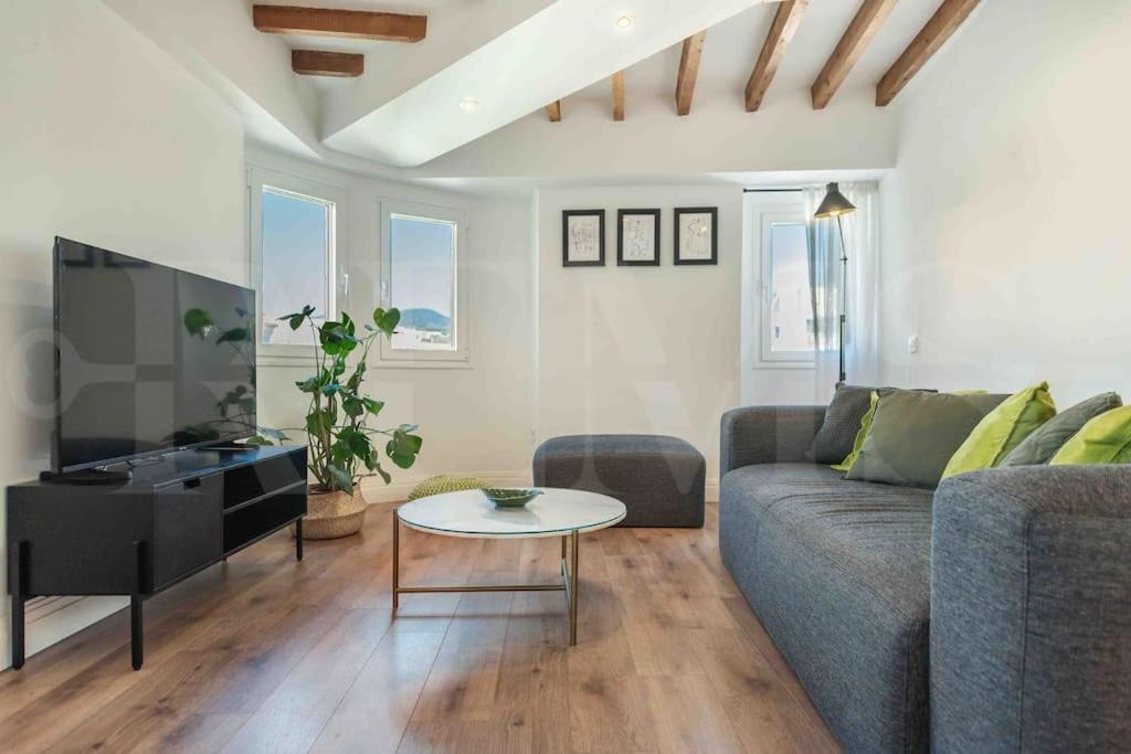 Modern Apartment Next To The Cervantes Theatre By Rems مالقة المظهر الخارجي الصورة