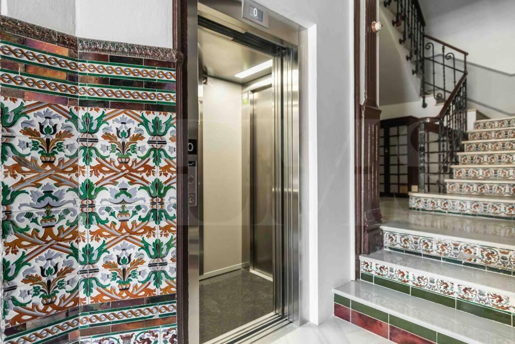 Modern Apartment Next To The Cervantes Theatre By Rems مالقة المظهر الخارجي الصورة